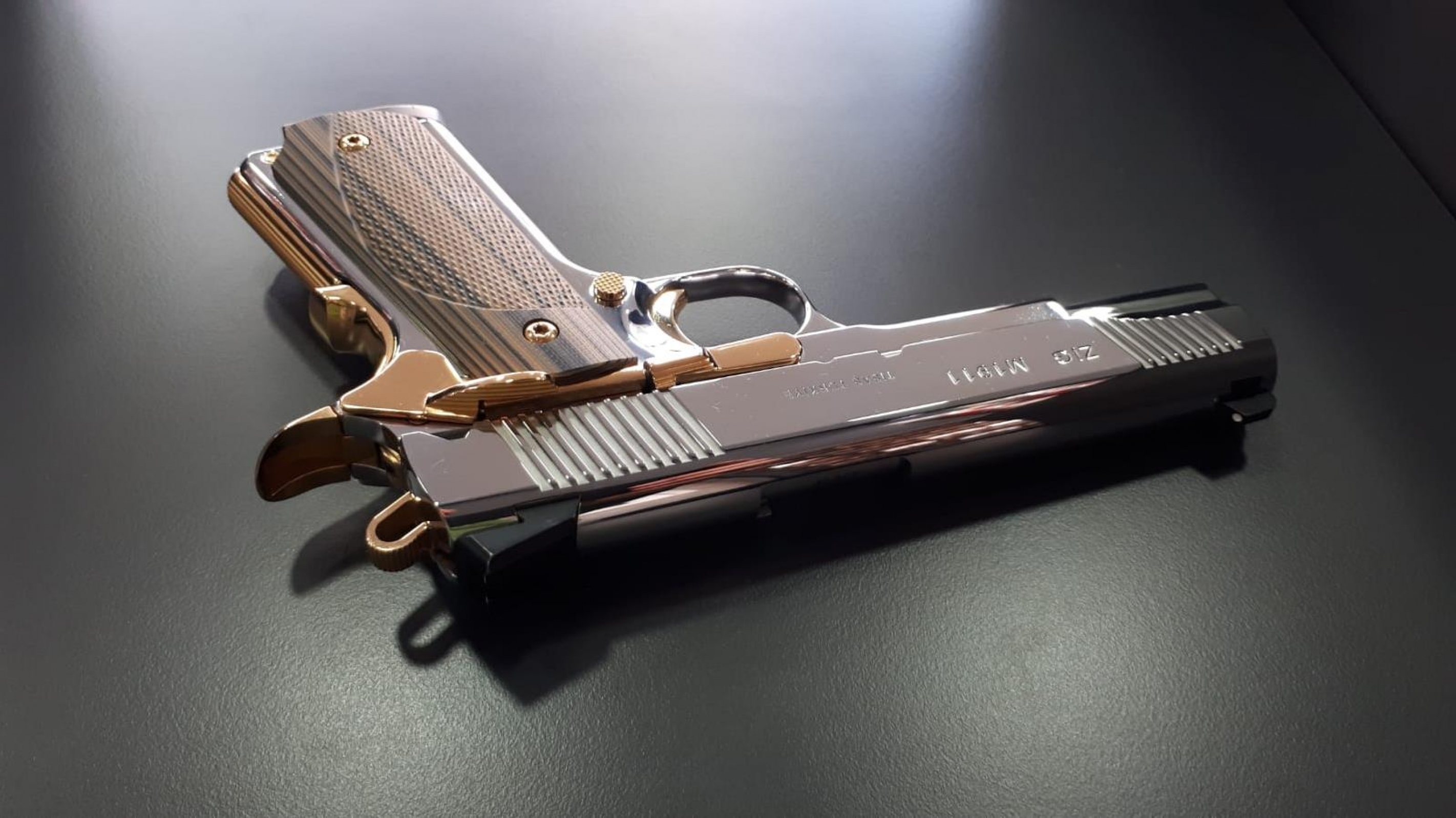 Parlak Krom Kaplama Tisaş Zig M 1911