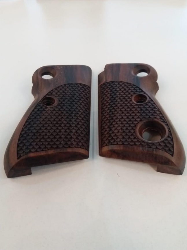 Ksd Grips Beretta Mod 71 Çift düğmeli Ceviz Kabze