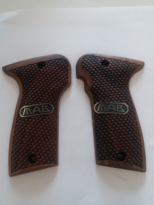 MAB 7,65 Ceviz  Kabze 