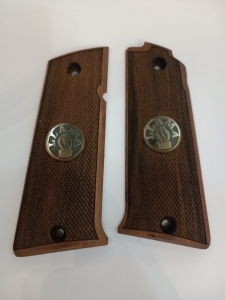 Llama 45 ACP Ceviz Kabze